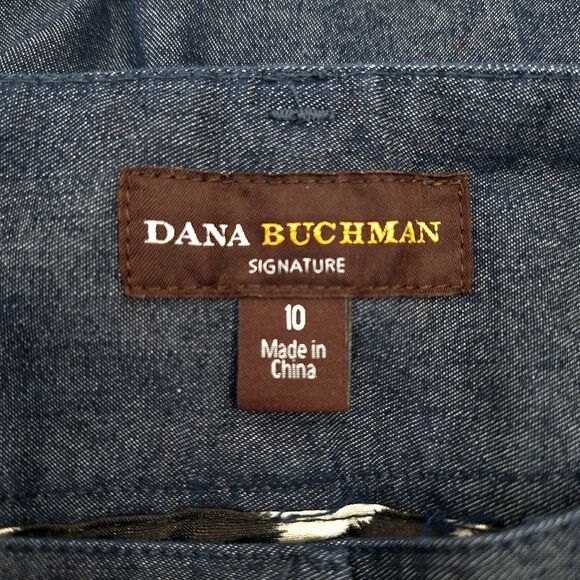 Dana Buchman Blue Bermuda Fitted Long Denim Jean Shorts Sz 10 - Picture 5 of 10